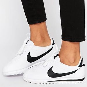 Nike Classic Cortez Leather Sneaker with box